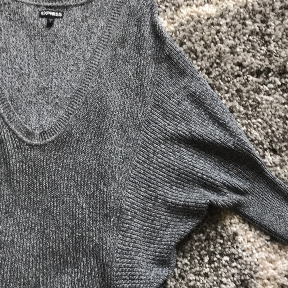 Express sweater - Picture 2 of 3